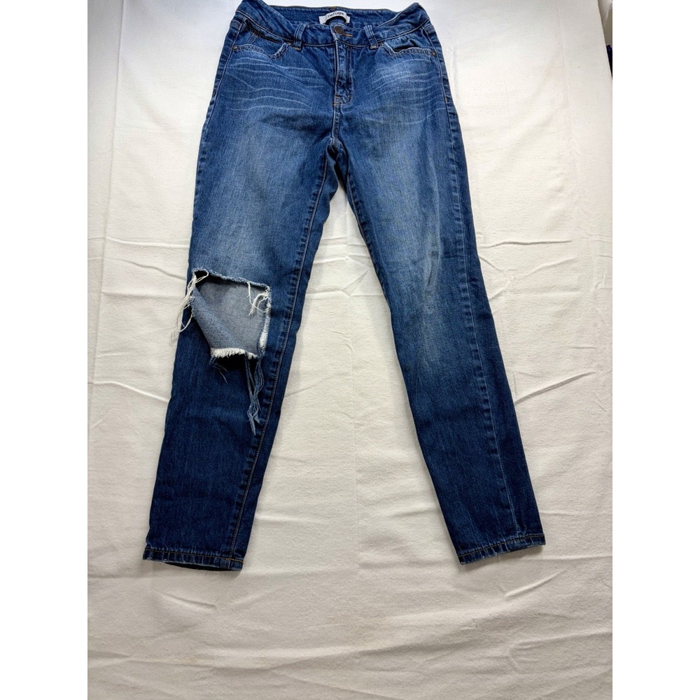Refuge Women's Size 0 Stretch Distressed Destroyed Blue Jeans Medium Wash